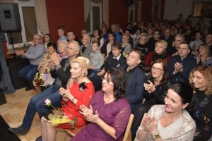ANIELSKIE PODSZEPTY - wystawa oraz Koncert DOBREGO ROKU w wykonaniu wokalistów Zameczkowego Studia Piosenki - fotorelacja