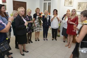 Trzy spojrzenia - wystawa i pozezja