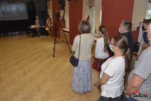 Fotorelacja z wystawy prac uczestników konkursu fotograficznego "Odkryj swoje Kielce" połączona z wręczeniem nagród